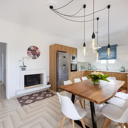 Parikias Bright Comfort Apartment *