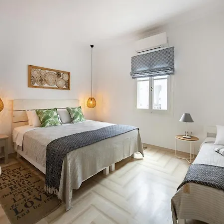 Apartment Parikias Bright Comfort